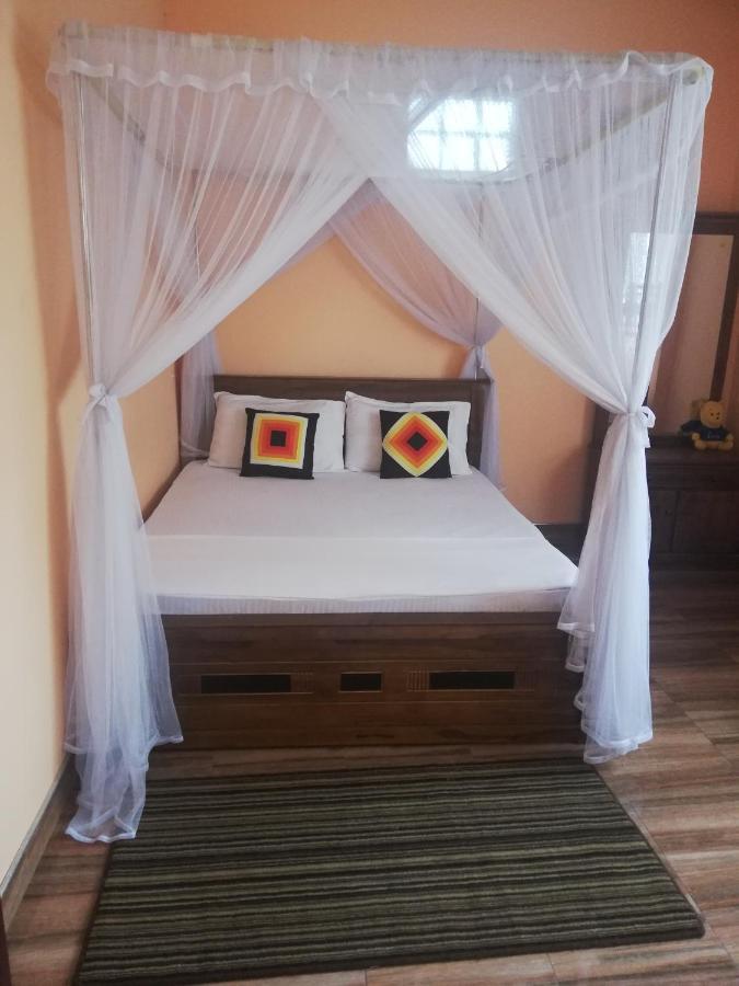 Nisadi Villa Bentota Exteriör bild