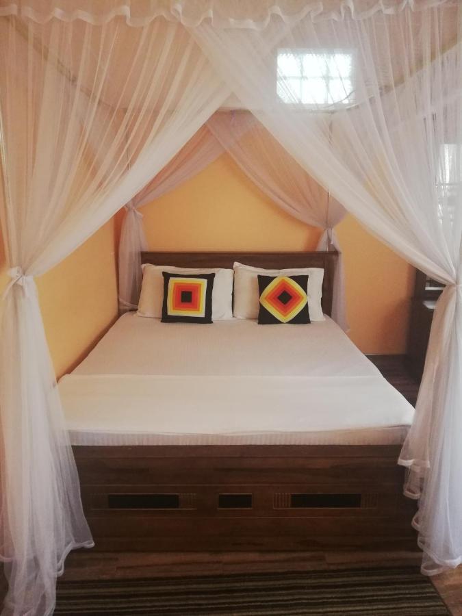Nisadi Villa Bentota Exteriör bild